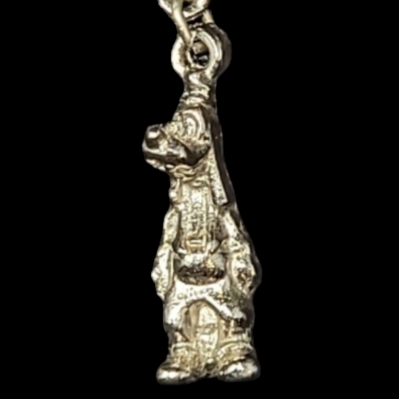 VINTAGE DISNEY CHILDS SILVER TONE 6 CHARMS BRACELET - Picture 7 of 10